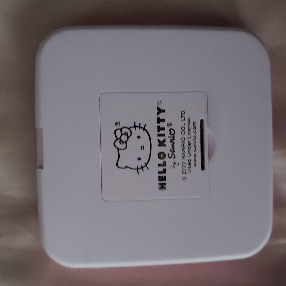 Hello kitty compact mirror - Picture 2 of 4